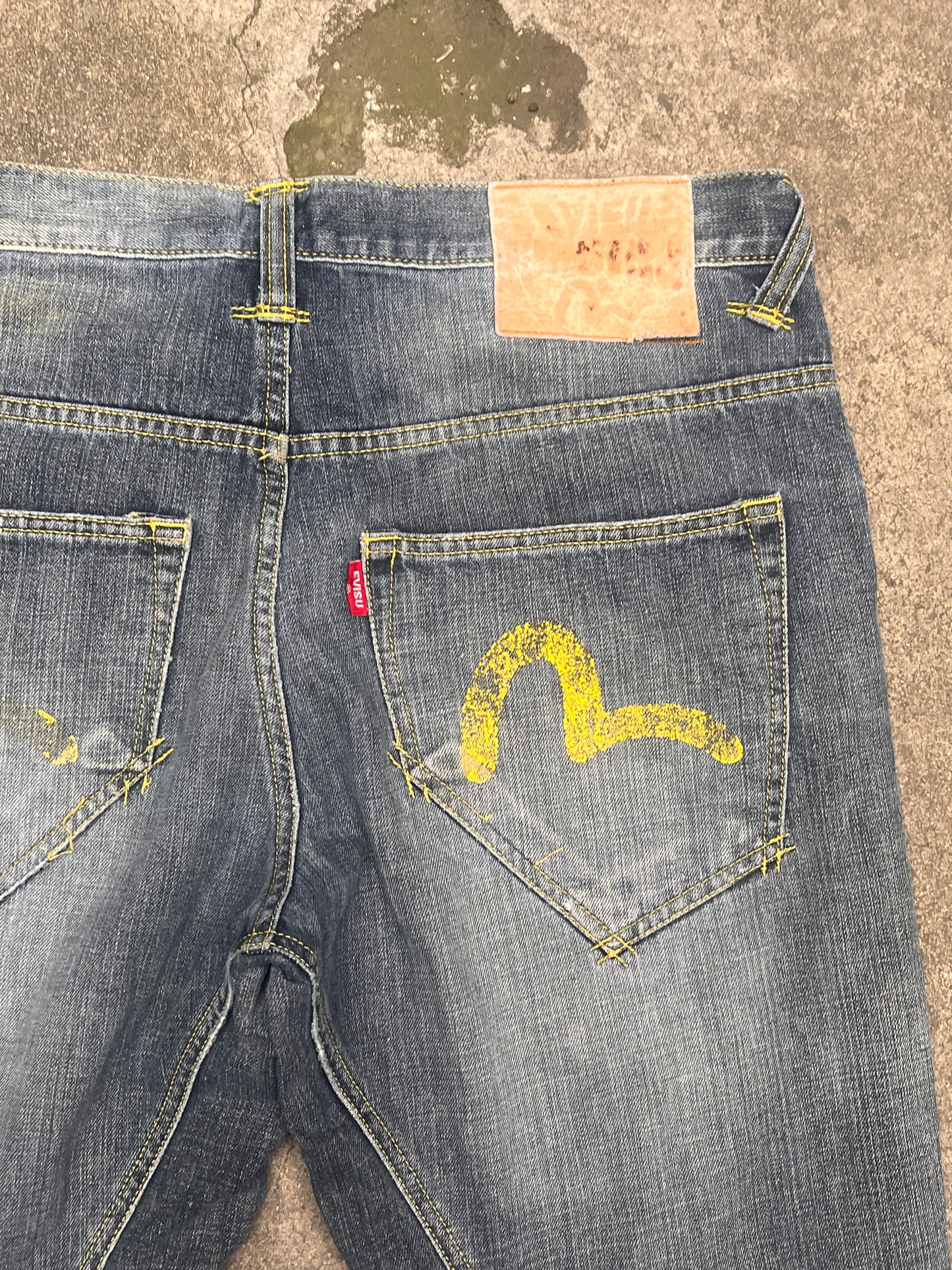 Evisu Gray wash yellow logo baggy jeans