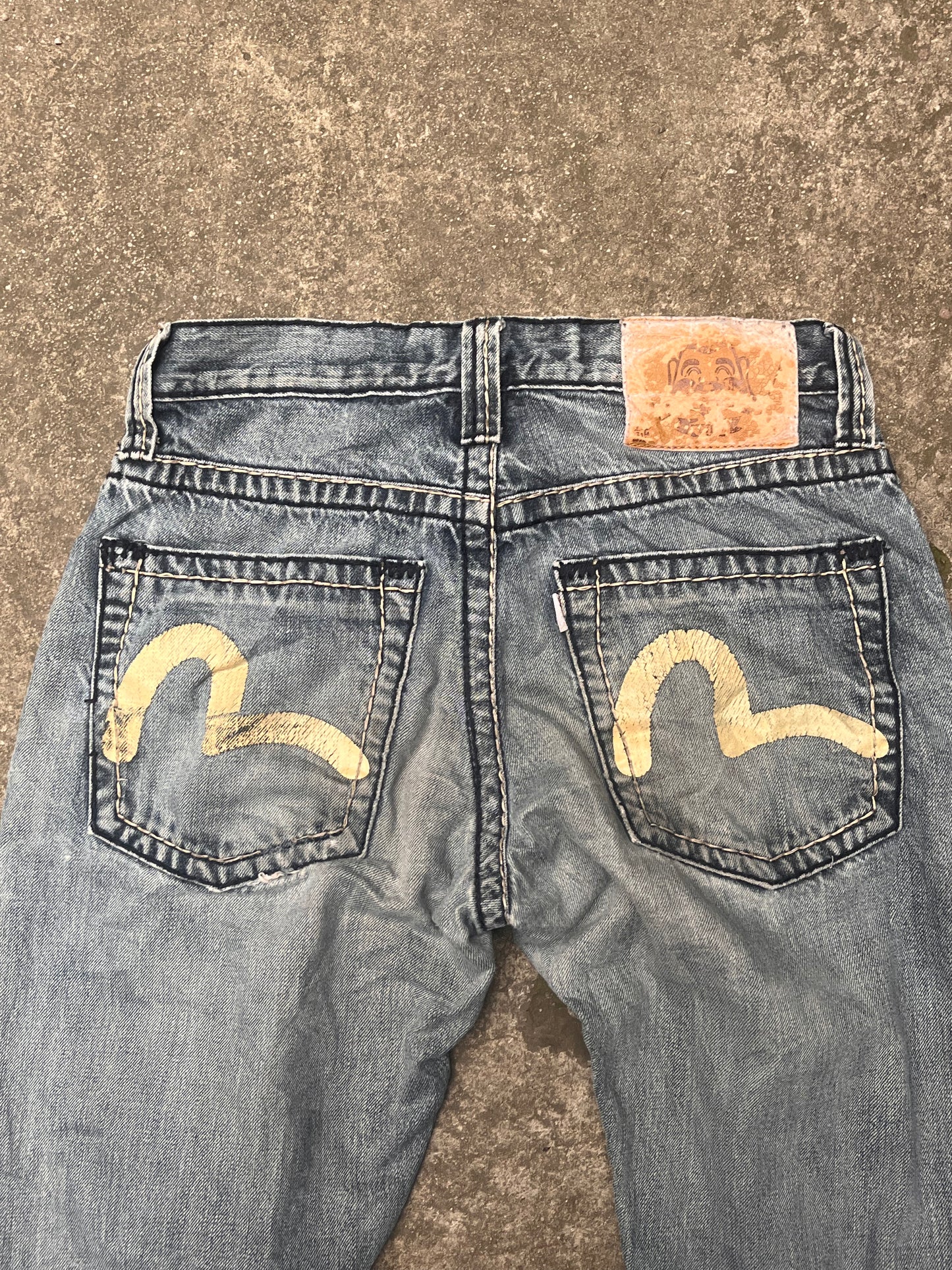 Evisu Grey wash beige logo baggy jeans