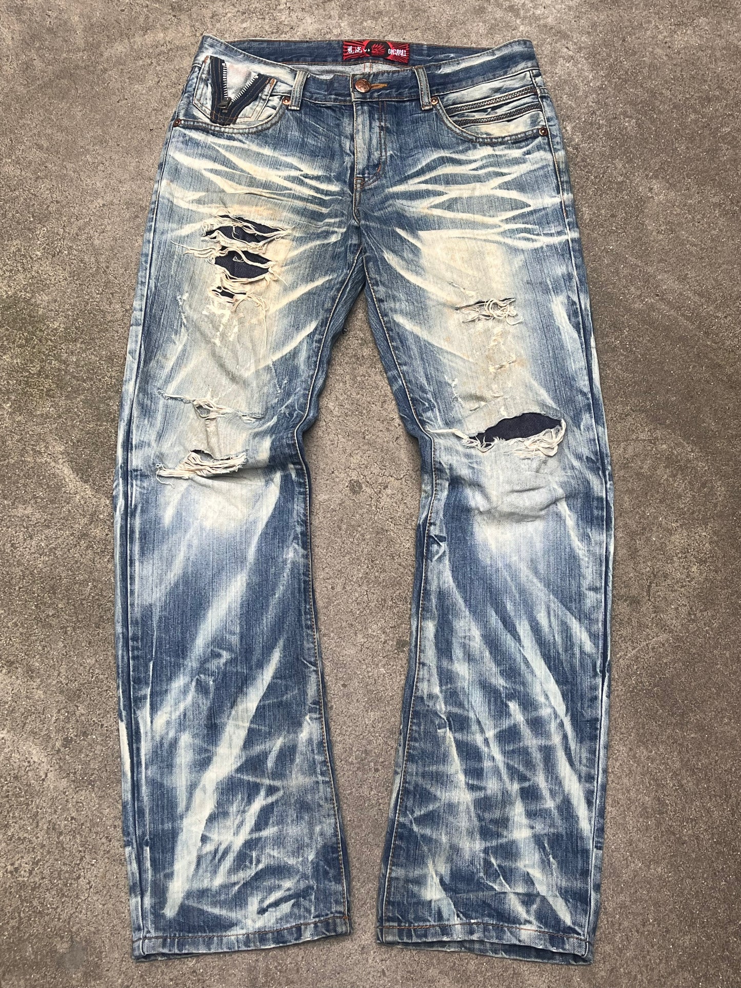 Onirai Red Demon washed jeans