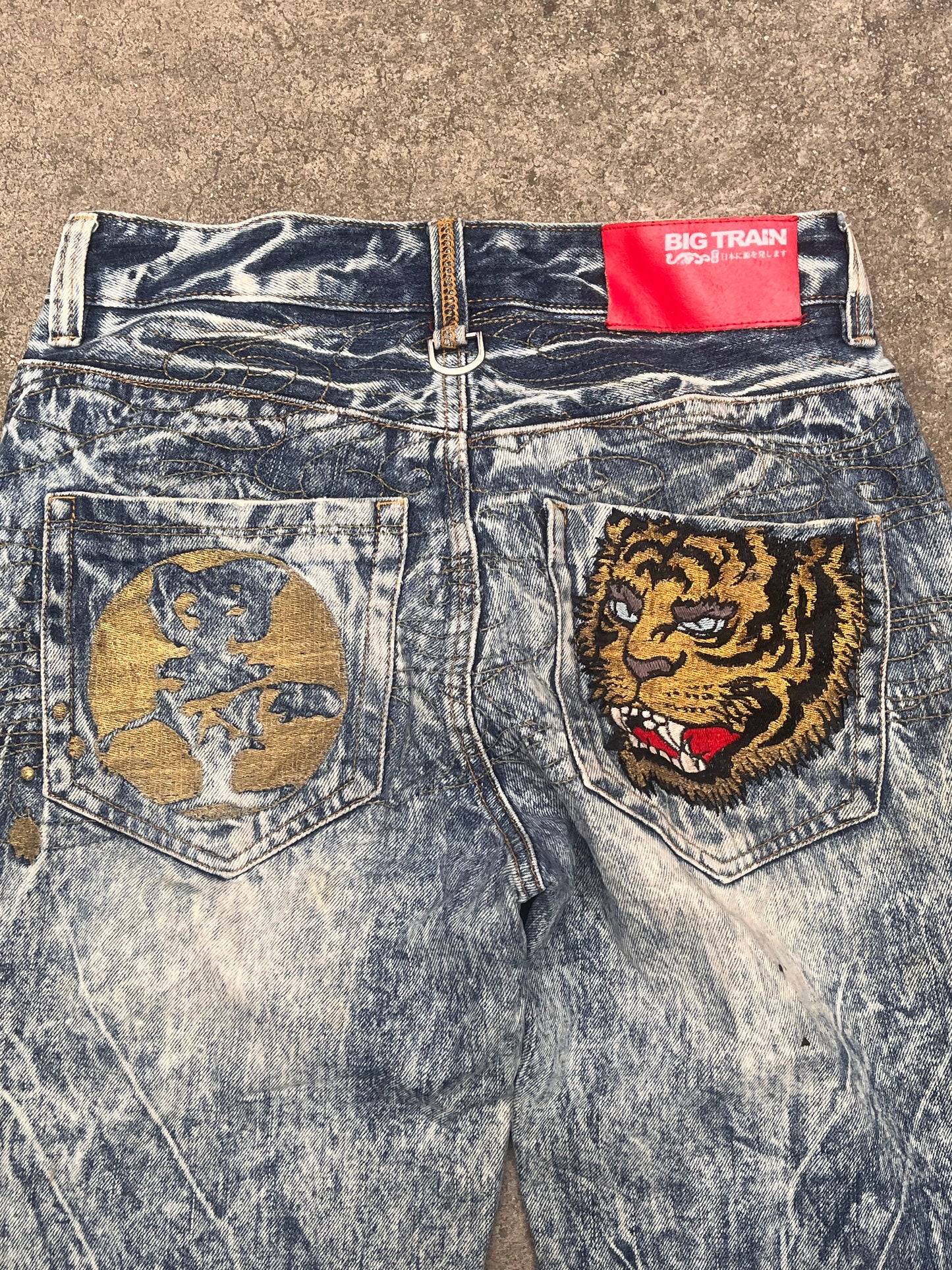 Big Train Tiger Embroidery baggy jeans