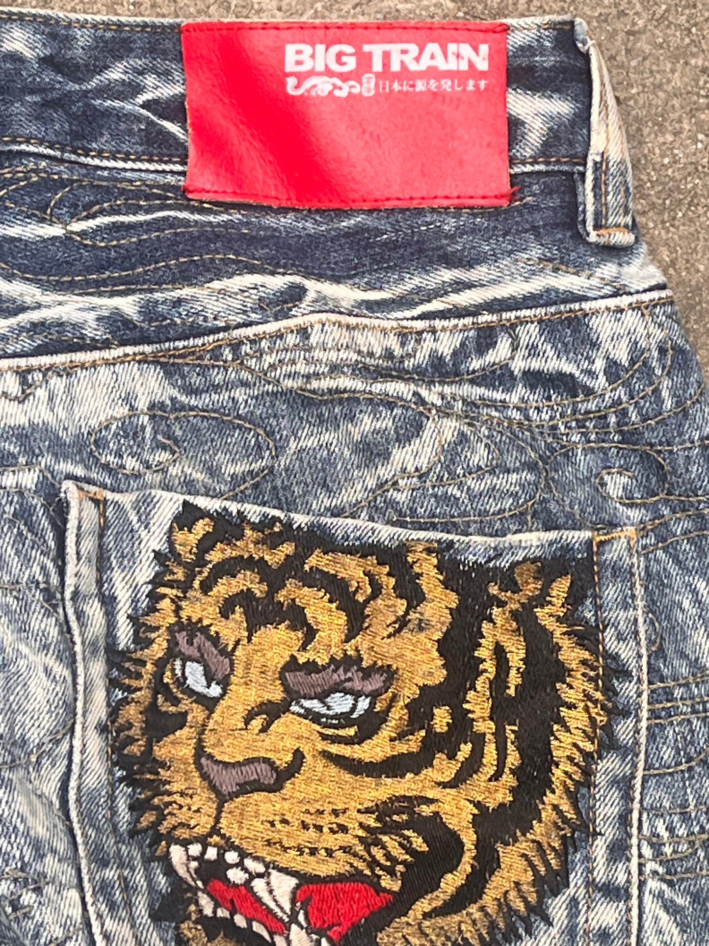 Big Train Tiger Embroidery baggy jeans