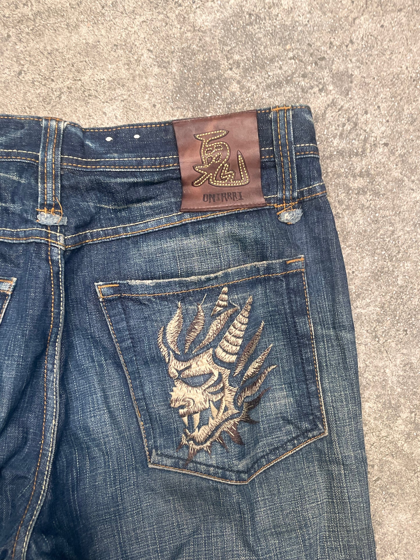 Baggy Oniarai demon jeans